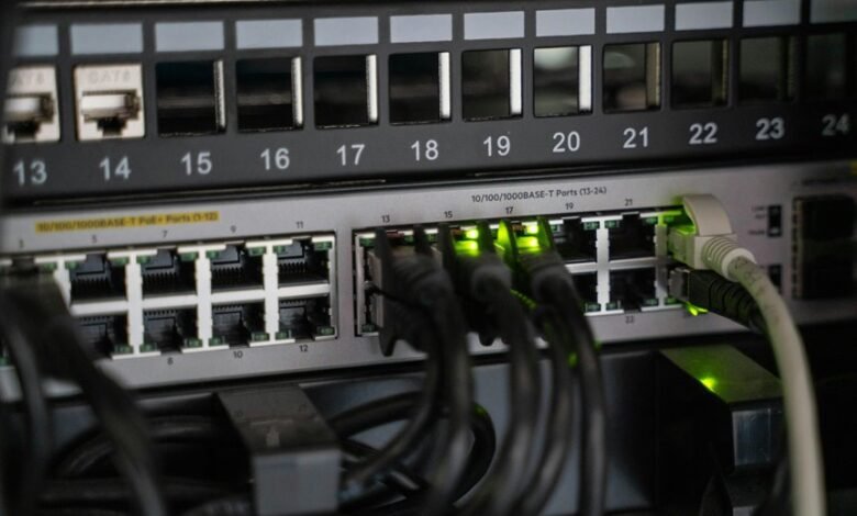 dynamic web hub online network